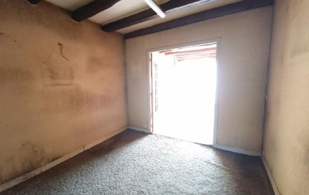 Nogent sur Oise Immobilier : Building | NOGENT-SUR-OISE (60180) | 152 m2 | 165 000 € 
