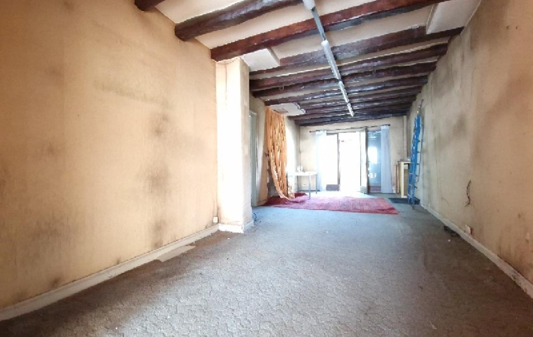 Nogent sur Oise Immobilier : Building | NOGENT-SUR-OISE (60180) | 152 m2 | 165 000 € 