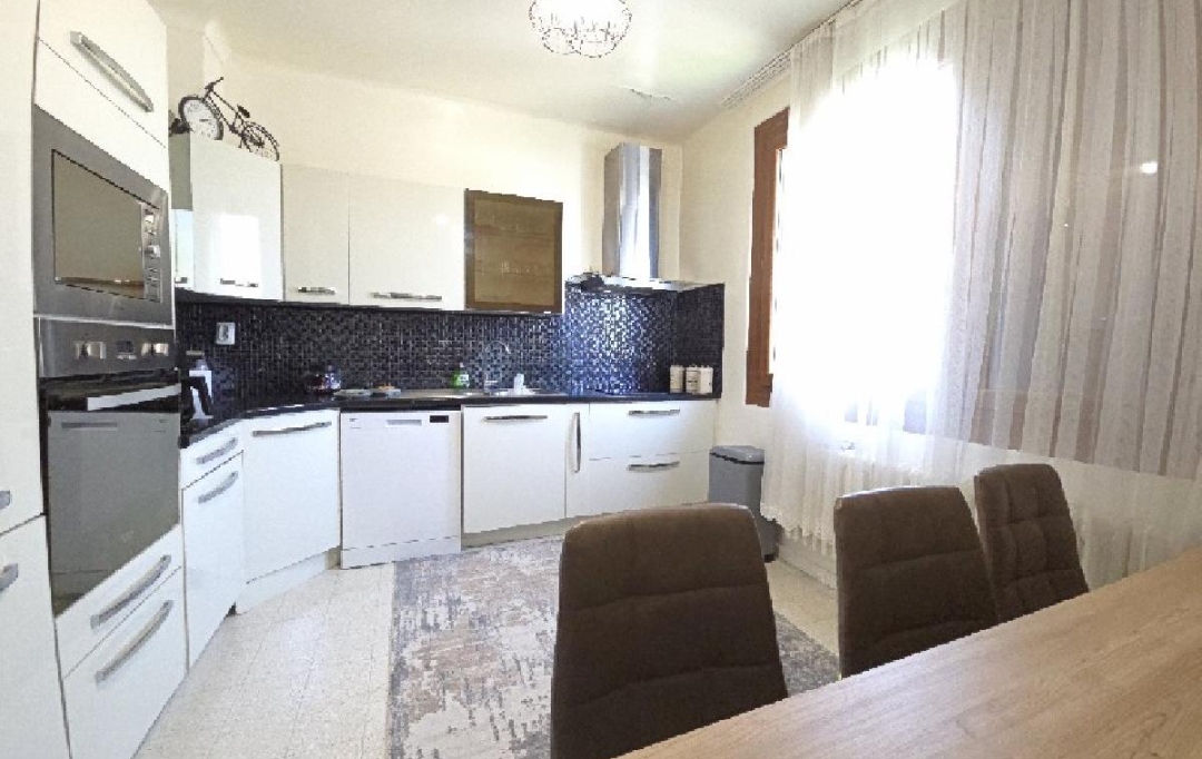 Nogent sur Oise Immobilier : Maison / Villa | NOGENT-SUR-OISE (60180) | 290 m2 | 489 000 € 
