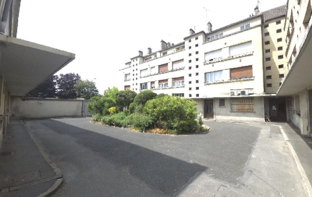 Nogent sur Oise Immobilier : Immeuble | CREIL (60100) | 168 m2 | 295 000 &euro; 