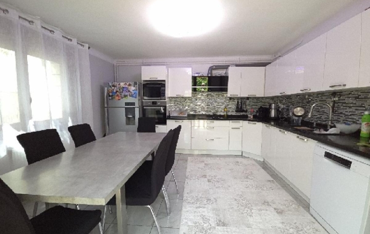 Maison NOGENT-SUR-OISE 290 m2 489 000 € Maison NOGENT-SUR-OISE 290 m2 489 000 €
