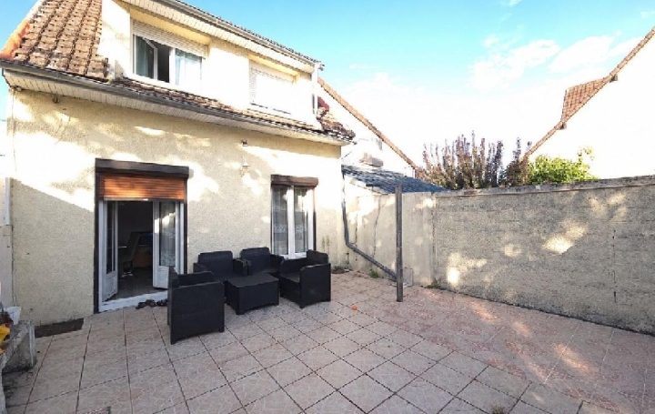 Maison   NOGENT-SUR-OISE  77 m2 168 000 € 