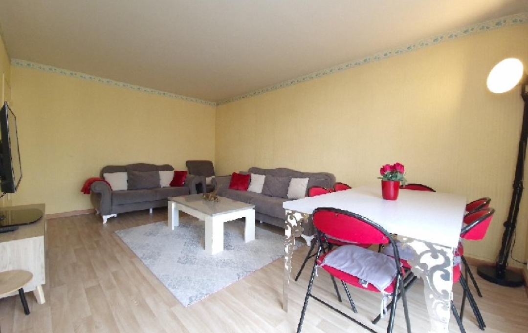 Nogent sur Oise Immobilier : Appartement | NOGENT-SUR-OISE (60180) | 66 m2 | 118 000 € 