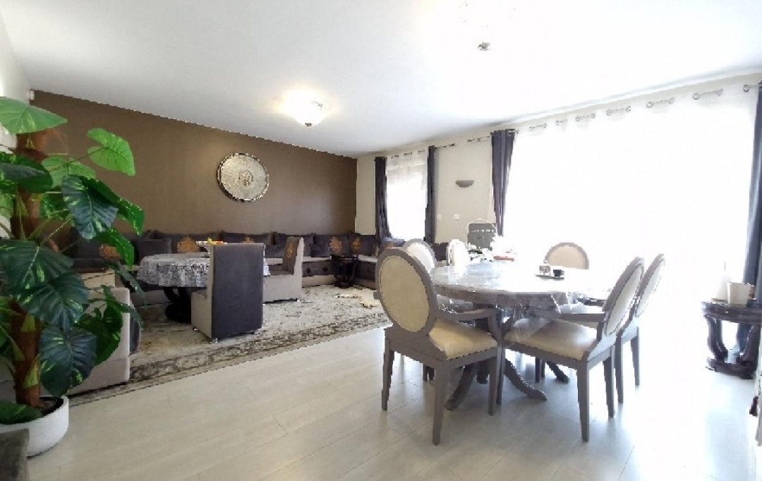 Nogent sur Oise Immobilier : Maison / Villa | NOGENT-SUR-OISE (60180) | 142 m2 | 340 000 € 