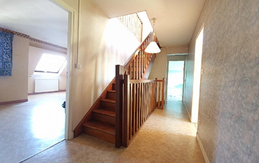 Nogent sur Oise Immobilier : Maison / Villa | CREIL (60100) | 212 m2 | 365 000 € 