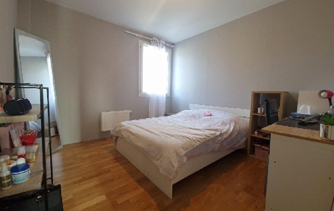 Nogent sur Oise Immobilier : Maison / Villa | MOGNEVILLE (60140) | 102 m2 | 270 000 € 