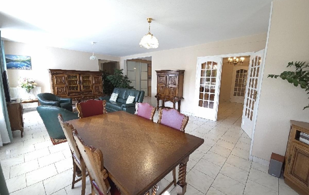Nogent sur Oise Immobilier : Apartment | CREIL (60100) | 194 m2 | 239 500 € 