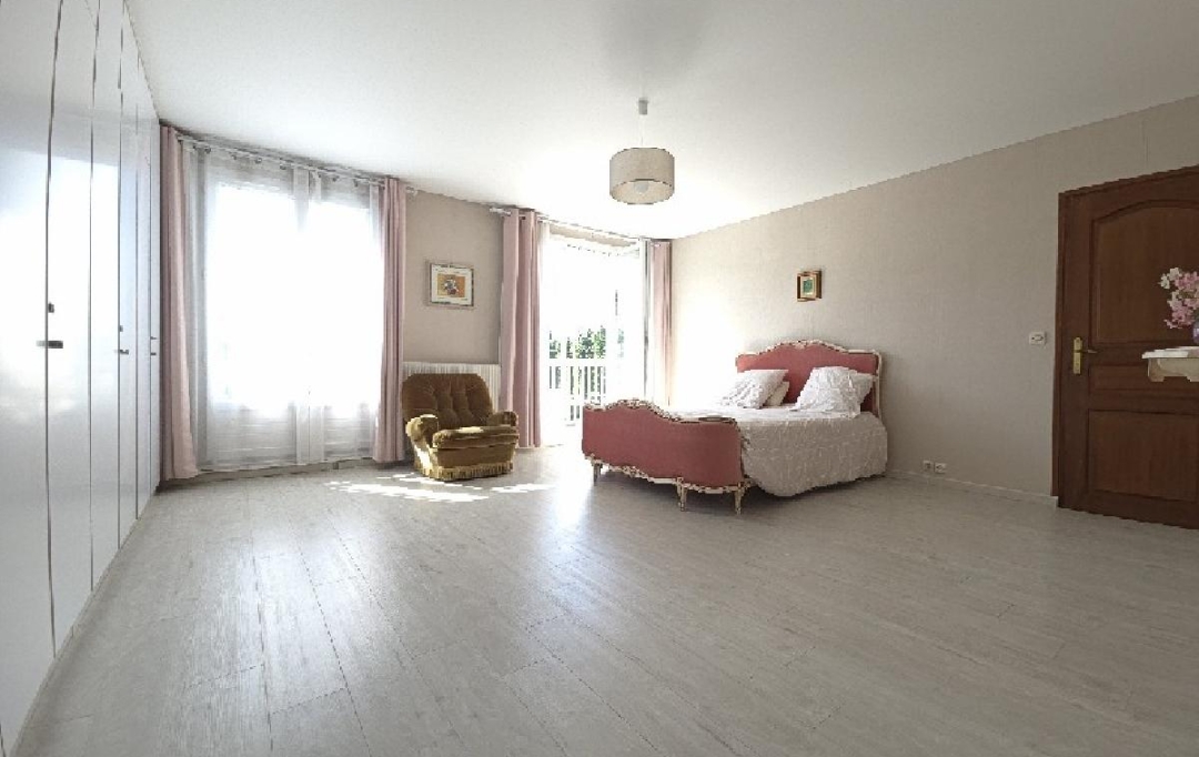 Nogent sur Oise Immobilier : Apartment | CREIL (60100) | 194 m2 | 239 500 € 