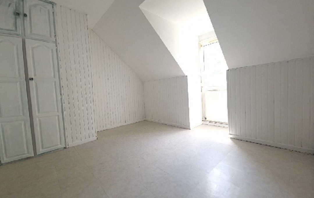 Nogent sur Oise Immobilier : Appartement | SAINT-LEU-D'ESSERENT (60340) | 76 m2 | 179 000 € 